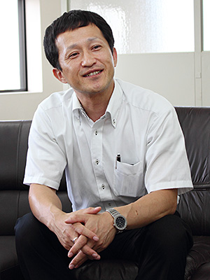 長尾 健一 氏